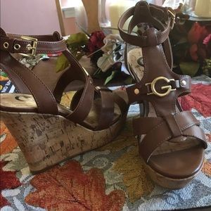 Guess wedges